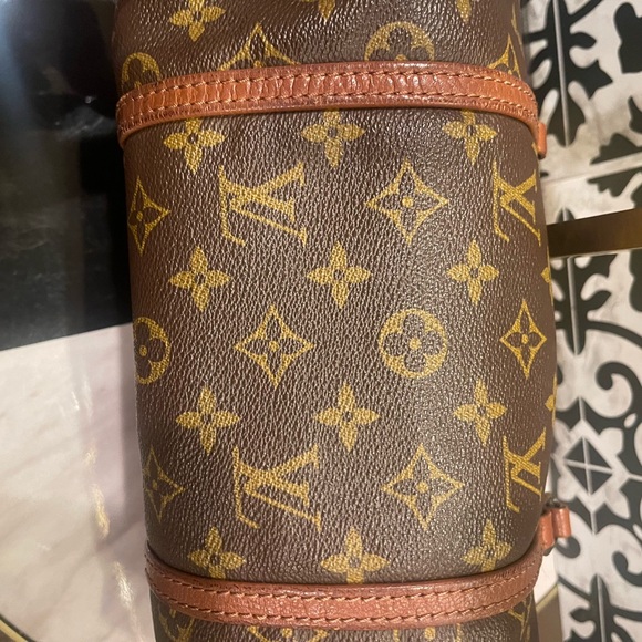 Fair Used Condition LOUIS VUITTON Papillon 26 Handbag - Picture 9 of 10